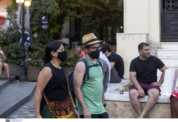 Στέλιος Λουκίδης: Υπέρ της επαναφοράς της μάσκας και της τηλεργασίας