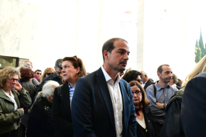 Σακελλαρίδης: Πίεση για αναστολή της συμφωνίας ΕΕ–Ισραήλ και αιχμές για Μητσοτάκη