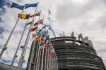 Ξεσηκώθηκαν οι Έλληνες εναντίον μελών της ΧΑ στο Στρασβούργο