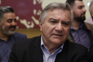 Χάρης Καστανίδης: Εσωκομματικά δημοψηφίσματα για την ανασύνθεση του προοδευτικού χώρου