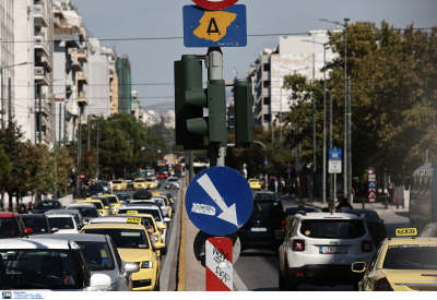 Κίνηση τώρα: Κυκλοφοριακό «έμφραγμα» στους δρόμους της Αττικής