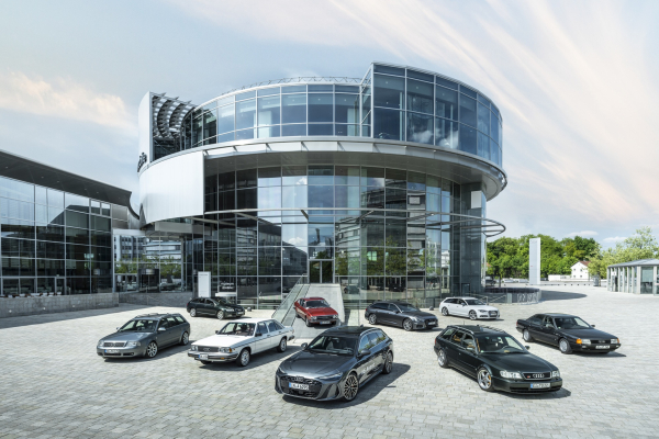 Εννέα γενιές επιτυχίας: Το νέο Audi A6 συναντά τους προγόνους του