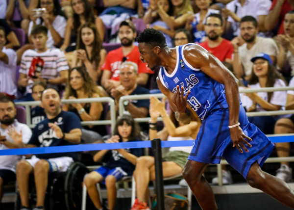 Μουντομπάσκετ 2019: Μικροπρόβλημα για Θ. Αντετοκούνμπο, «παρών» στον τελικό με τους Τσέχους