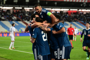 Nations League: «Buzzer-beater» Δουβίκα και επική ανατροπή της Εθνικής απέναντι στη Σερβία (2-1)