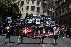 Προσφυγικά: Κλιμακώνεται η ένταση μετά την επιδείνωση της υγείας του Αριστοτέλη Χαντζή – Συγκέντρωση σήμερα στο Σύνταγμα