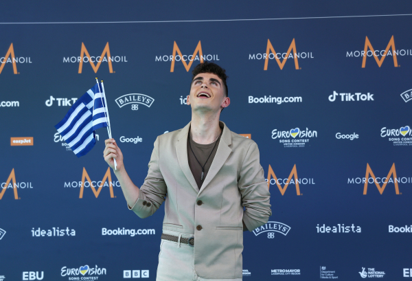 Eurovision 2023: Σήμερα διαγωνίζεται η Ελλάδα με το «What they say» από τον Victor Vernicos (βίντεο)
