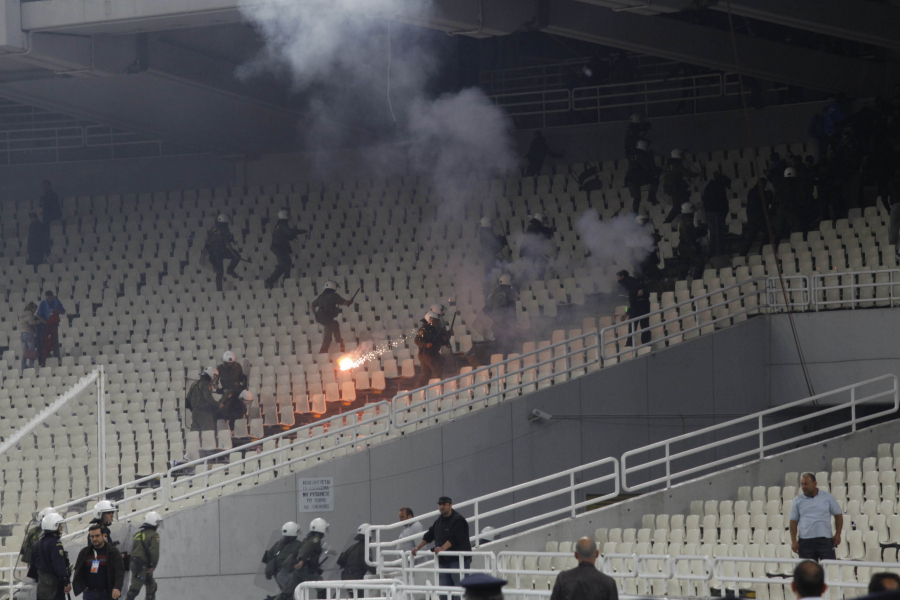 «Δεχόμασταν παρεμβάσεις από ΠΑΕ για να μην γίνουν συλλήψεις»: Tι καταγγέλλει πρώην Γενικός Αστυνομικός Διευθυντής (βίντεο)