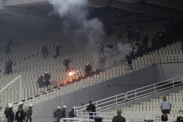 «Δεχόμασταν παρεμβάσεις από ΠΑΕ για να μην γίνουν συλλήψεις»: Tι καταγγέλλει πρώην Γενικός Αστυνομικός Διευθυντής (βίντεο)