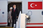 Υποδοχή Ερντογάν με αυστηρό μήνυμα για σεβασμό της Συνθήκης της Λωζάνης