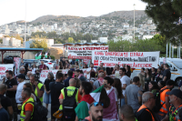 Μαζικό «παρών» στο Πέραμα για το μπλόκο σε πλοίο που μεταφέρει πολεμικό υλικό στο Ισραήλ