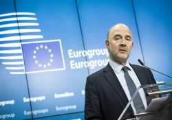 Μοσκοβισί: Να δείξουμε στους Έλληνες ότι υπάρχει φως στην άκρη του τούνελ της λιτότητας