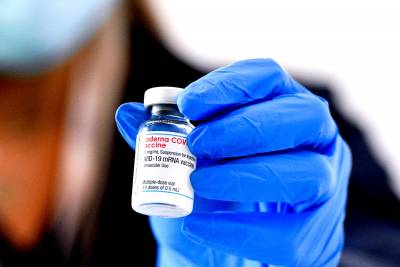Κορονοϊός: Οι μεταλλάξεις ίσως οδηγήσουν τους επιστήμονες σε νέα εμβόλια - Τα νέα δεδομένα