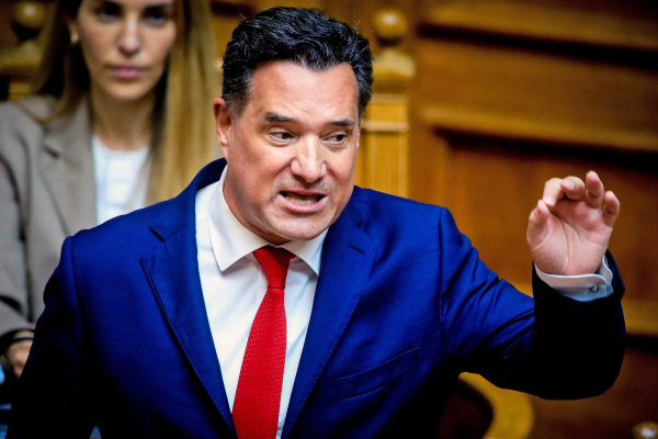 Γεωργιάδης κατά ΠΑΣΟΚ για το «όχι» στο ν/σ για τα social media: «Ο Ανδρουλάκης αφήνει απροστάτευτα τα παιδιά μας»