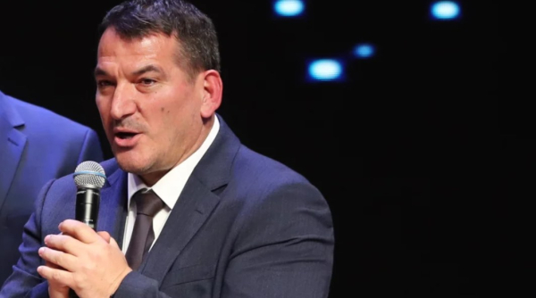 Πατέρας για 5η φορά ο Πύρρος Δήμας, γέννησε η Αφροδίτη Σκαφίδα