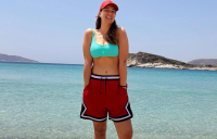 Ελίνα Παπίλα: Το πρόβλημα υγείας που της προκάλεσε το ημιμόνιμο μανικιούρ - Τι συνέβη