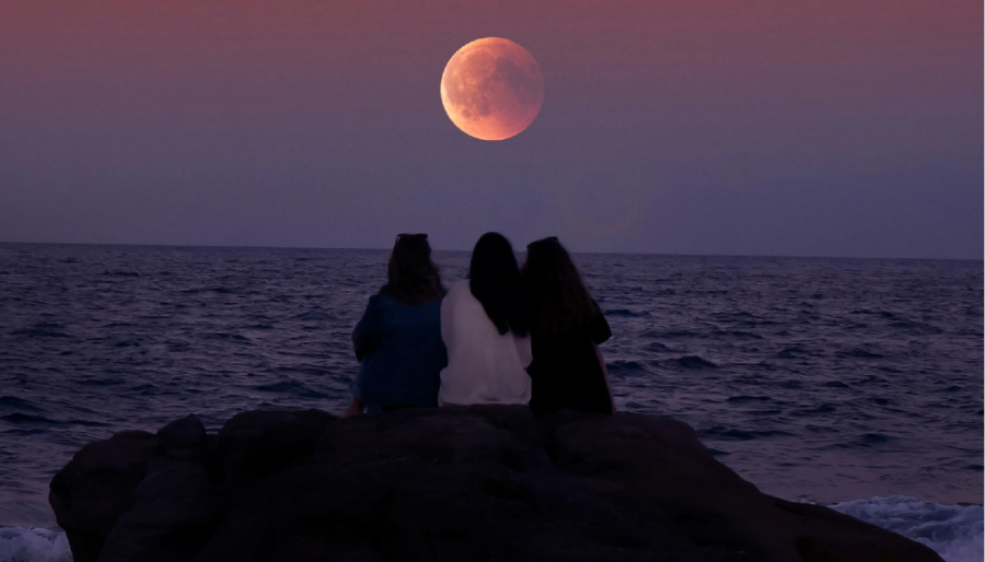 Πανσέληνος Ιουνίου 2025: Πότε θα λάμψει το «Φεγγάρι της Φράουλας»