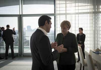 Ανοικτή σε συμβιβασμούς αλλά χωρίς τα μέτρα του ΔΝΤ η κυβέρνηση