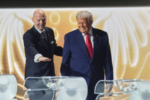 Μουντιάλ 2026: Η FIFA συζητά αίτημα του Ινφαντίνο σε Τραμπ για παύση των εφόδων της ICE