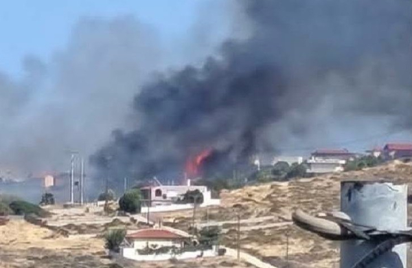 Λαύριο: Επικίνδυνη φωτιά στην περιοχή Τρεχαντιέρα Ανατολικής Αττικής - Ήχησε 112