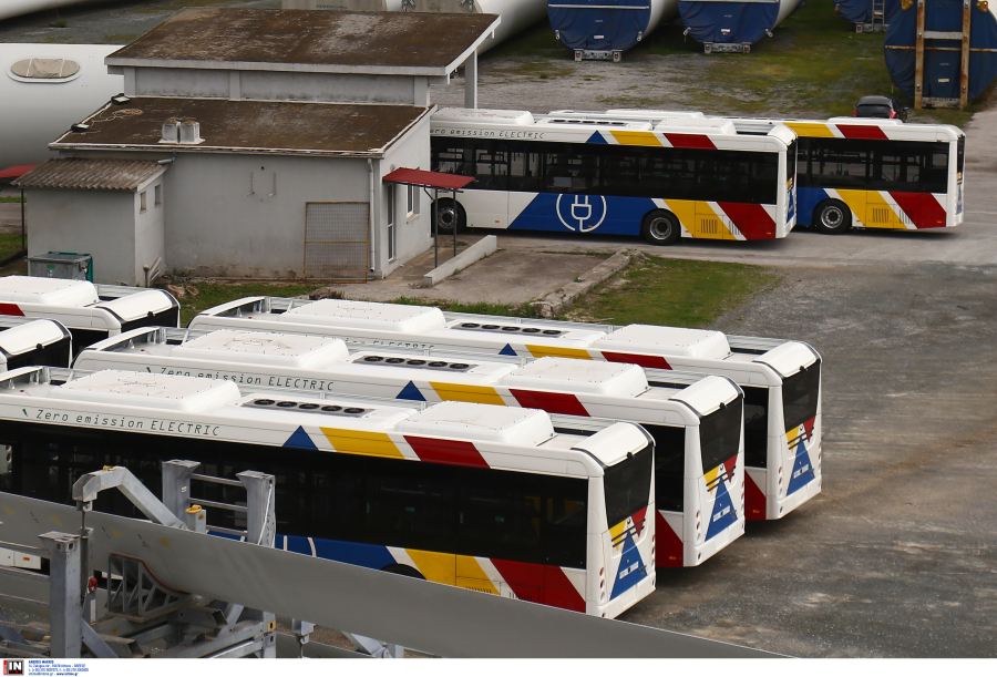Έτοιμα για δρομολόγια τα ηλεκτρικά λεωφορεία του ΟΑΣΘ
