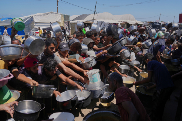 IDF: Μόνο συγκεκριμένες ώρες η διανομή τροφίμων στους κατοίκους της Γάζας