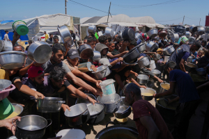 IDF: Μόνο συγκεκριμένες ώρες η διανομή τροφίμων στους κατοίκους της Γάζας