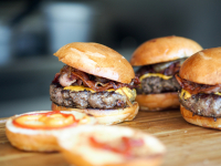 Λύθηκε το μυστήριο με τα φονικά burgers των McDonald's: Το «ένοχο» συστατικό