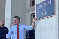 Τέλος το υπουργείο Άμυνας στις ΗΠΑ - Έγινε και επίσημα υπουργείο Πολέμου (Βίντεο)