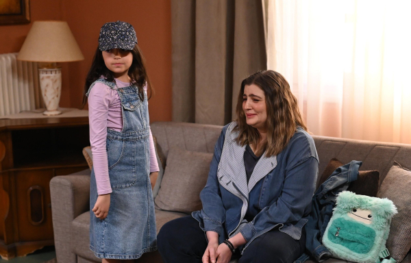 «Να με λες μαμά»: Όταν η μυθοπλασία συναντά τη σκληρή πραγματικότητα