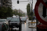 Καταιγίδα στα βόρεια προάστια προκαλεί κυκλοφοριακό χάος