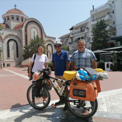 Ο γύρος της Ελλάδας με το ποδήλατο και η στάση στο δήμο Κορδελιού - Ευόσμου