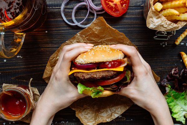 Πόσα ακόμα smashed burgers χωράει πια αυτή η πόλη;