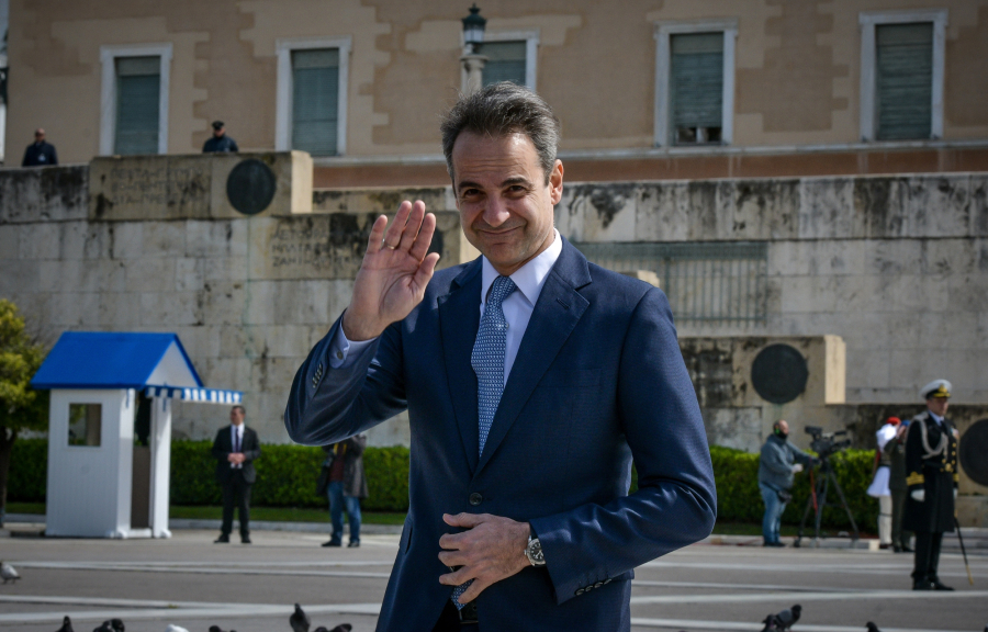 Κυριάκος Μητσοτάκης: Στο υπουργείο Εθνικής Άμυνας η προστασία του μνημείου του Αγνώστου Στρατιώτη