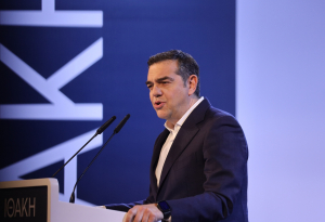 Η μετωπική Τσίπρα σε Μητσοτάκη - Δημητριάδη για τις υποκλοπές, ο στόχος και το παρασκήνιο