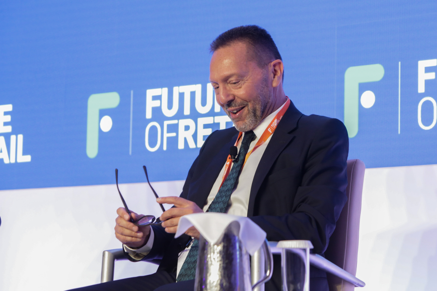 Πρόβλεψη Στουρνάρα για φθηνότερο χρήμα στην Ελλάδα