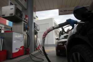 ΥΠΟΙΚ: Κατά 13,16% μειώθηκαν οι τιμές στα καύσιμα - Δεν υπάρχει αισχροκέρδεια