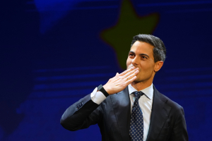 Εκλογές στην Ολλανδία: Μάχη για τις τελικές έδρες