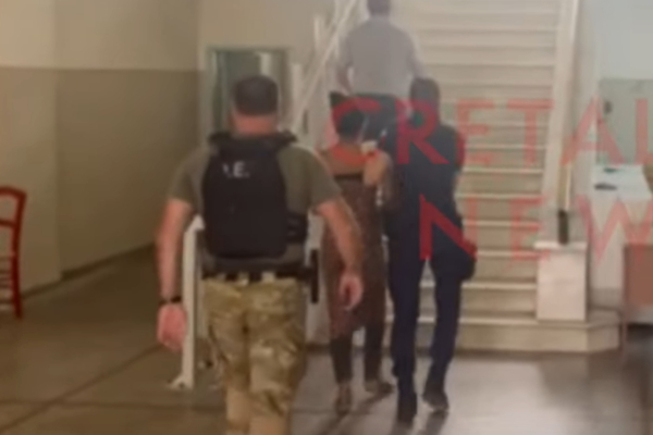 Ηράκλειο: Ελεύθερη η μητέρα του 2χρονου που κινδύνευσε να πνιγεί