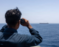 Νέα αμερικανική επίθεση σε τάνκερ ανοιχτά του Ομάν: Οργή της Ινδίας για τους τρεις νεκρούς ναυτικούς