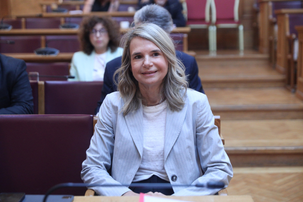 «Ποιος είναι ο Μάκης;»