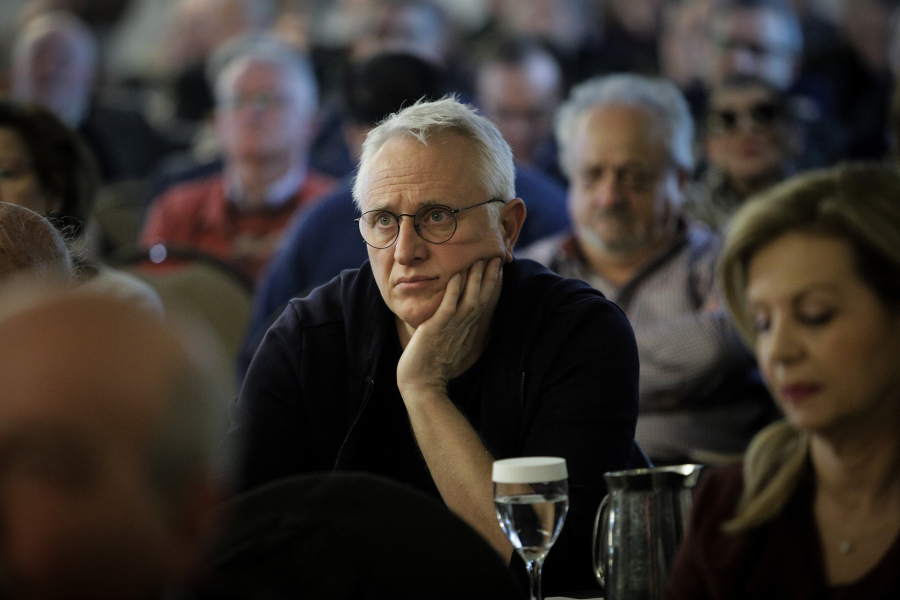 «Εδικαιούτο το δάνειο η γυναίκα μου», απαντά ο Ραγκούσης στο δημοσίευμα - Την παραίτησή του ζητά η Νέα Δημοκρατία