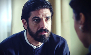 «Άγιος Έρωτας»: Η Χλόη και ο πατήρ Νικόλαος ξανά σε αδιέξοδο