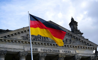 Γερμανία: Έπαινοι οικονομικού Ινστιτούτου για το επενδυτικό πρόγραμμα των Πρασίνων