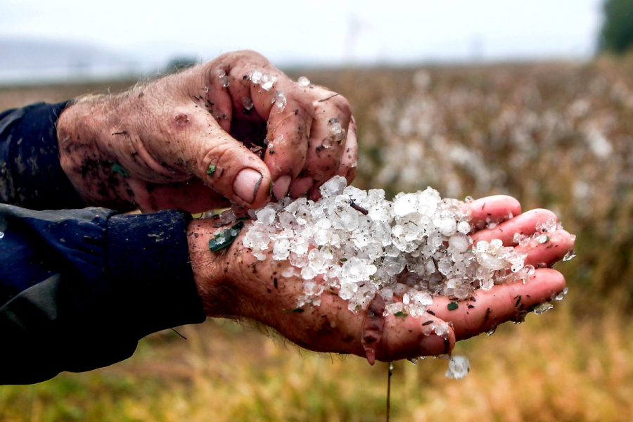 Βροχές, καταιγίδες και χαλάζι τις επόμενες ώρες στα ηπειρωτικά, πού θα εκδηλωθούν τα φαινόμενα (εικόνες)