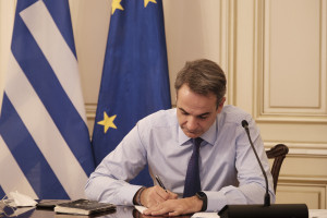 Μητσοτάκης για Ένοπλες Δυνάμεις: Μας κάνετε περήφανους