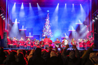 Πρωτοχρονιά στο Σύνταγμα με Μαραβέγια και Μόρφη - Δείτε LIVE την αλλαγή του χρόνου