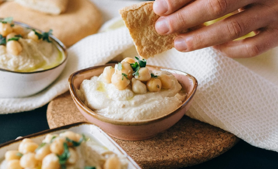 3 σκορδαλιές για τον μπακαλιάρο της 25ης Μαρτίου