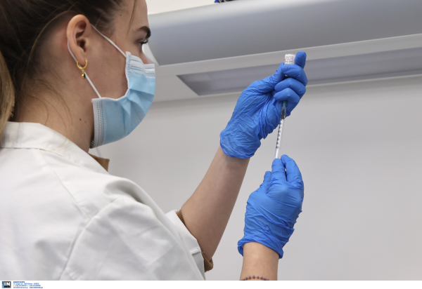 Ποιοι πρέπει να εμβολιαστούν κατά της ιλαράς