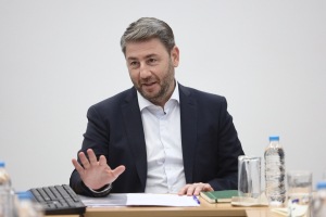 Ανδρουλάκης: Σε ποια άλλη ευρωπαϊκή χώρα εντάσσονται ανειδίκευτοι στον θεσμό του προσωπικού γιατρού;