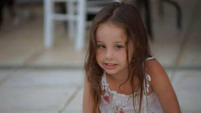Μικρή Μελίνα: Ξέσπασε ο πατέρας της στο άκουσμα της αθωωτικής απόφασης - «Ντροπή σας!»